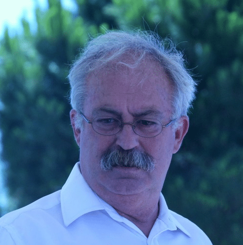 Sur cette photo, on voit Marc Vuillemot, Président de Ville&Banlieue